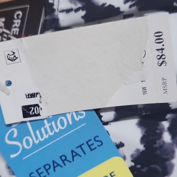 Macys Black and White Women's tankini top & black halter 20W - Picture 3 of 6